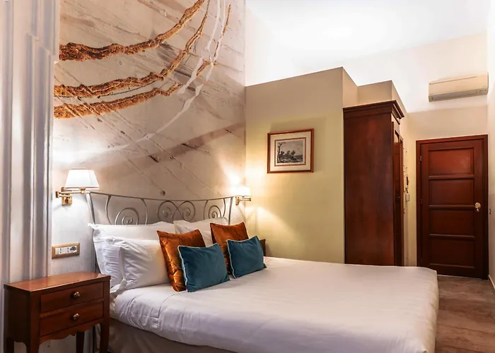 Le Clarisse Pantheon 3* Rzym