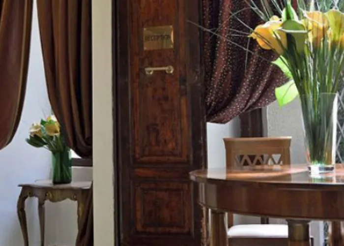 Le Clarisse Pantheon Hotel 3*