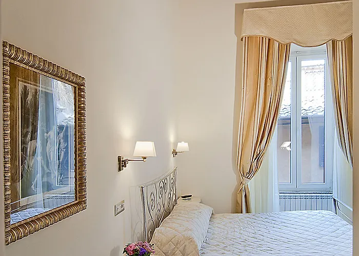 Le Clarisse Pantheon Hotel Rzym