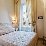 Hotel Le Clarisse Pantheon 3*