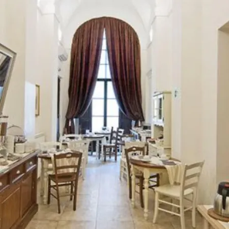 Le Clarisse Pantheon 3* Roma