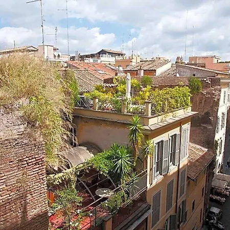 Le Clarisse Pantheon Hotel