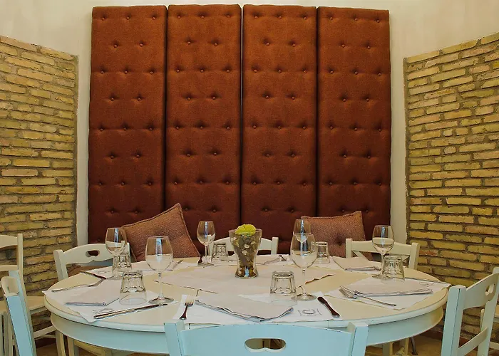 Le Clarisse Pantheon Szálloda 3*