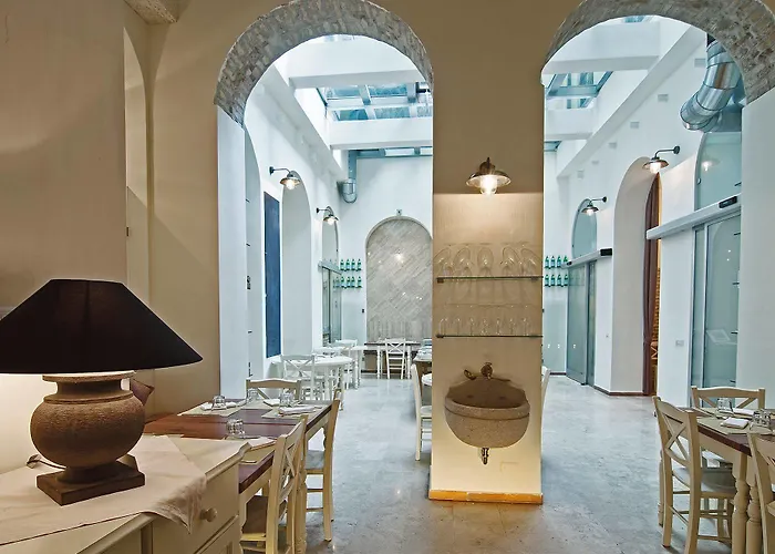 Le Clarisse Pantheon Szálloda 3*