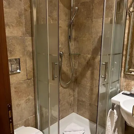 Le Clarisse Al Pantheon Hotel
