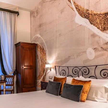 Le Clarisse Al Pantheon Hotel