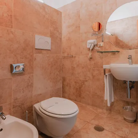 Hotel Le Clarisse Al Pantheon 3*