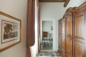 Le Clarisse Pantheon Hotel